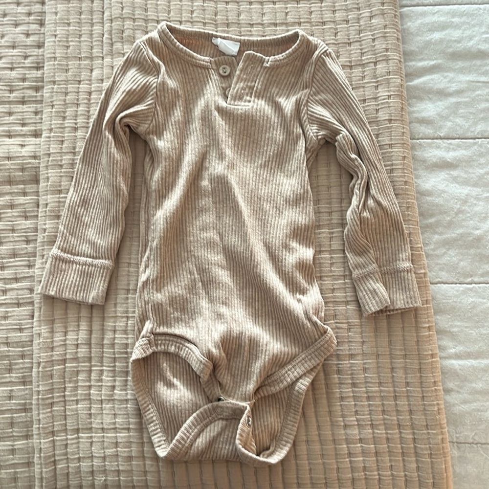 Jamie Kay Organic Essential Long Sleeve Bodysuit